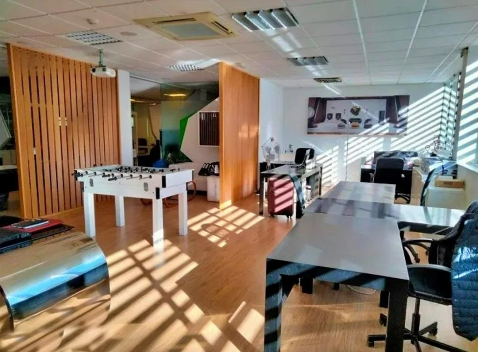 Armazém para Venda em Malta e Canidelo Foto 9