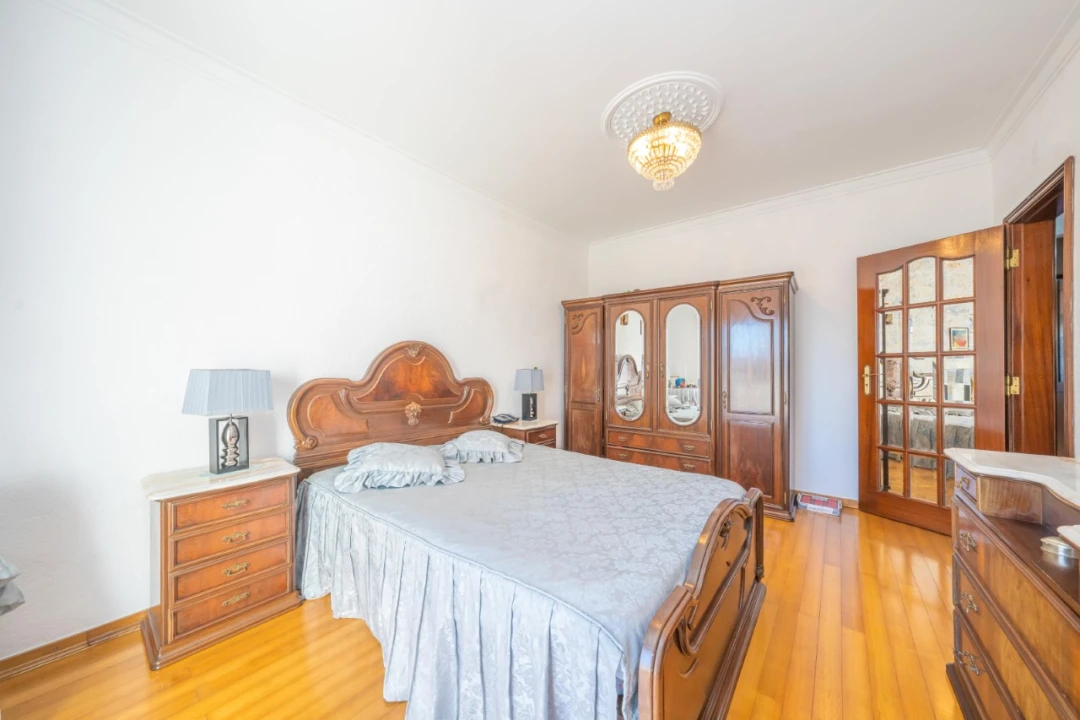 Apartamento T4 para Venda em Santo Antonio da Charneca Foto 12