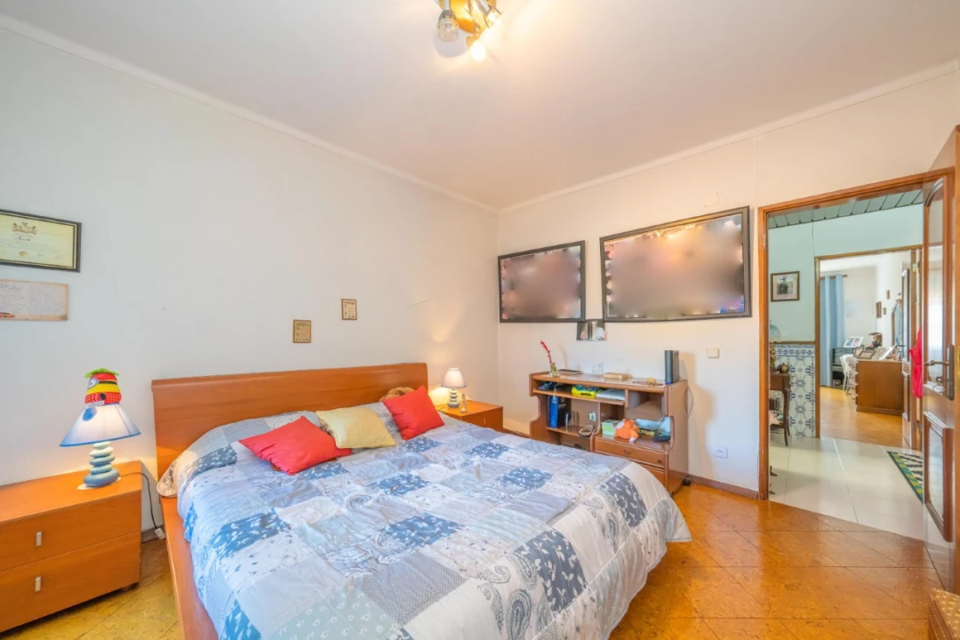 Apartamento T4 para Venda em Santo Antonio da Charneca Foto 17