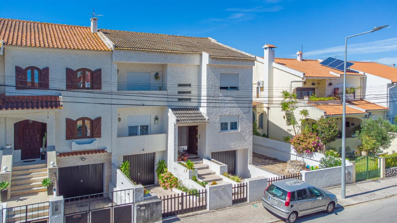 Apartamento T4 para Venda em Santo Antonio da Charneca Foto 58