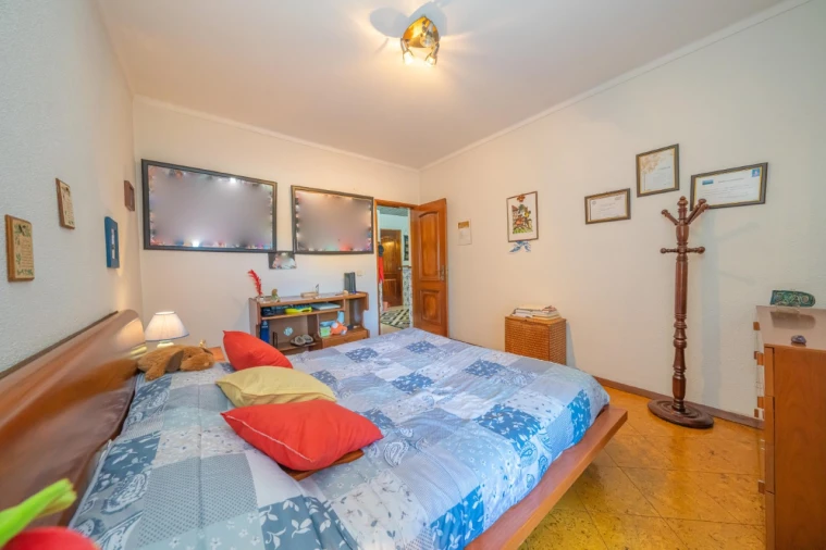 Apartamento T4 para Venda em Santo Antonio da Charneca Foto 18