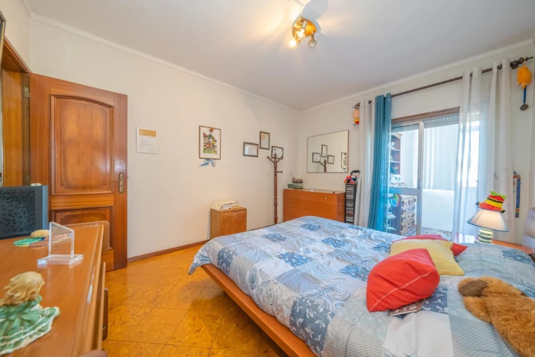 Apartamento T4 para Venda em Santo Antonio da Charneca Foto 19