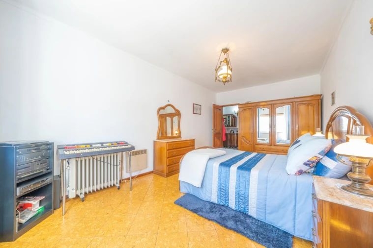 Apartamento T4 para Venda em Santo Antonio da Charneca Foto 25