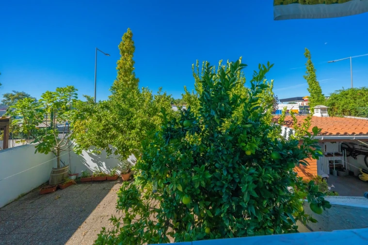 Apartamento T4 para Venda em Santo Antonio da Charneca Foto 34