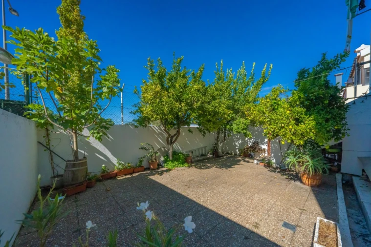 Apartamento T4 para Venda em Santo Antonio da Charneca Foto 37