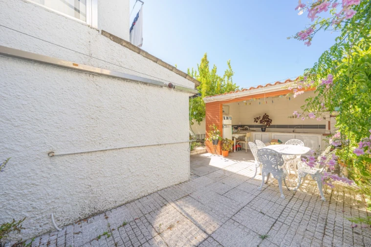 Apartamento T4 para Venda em Santo Antonio da Charneca Foto 42