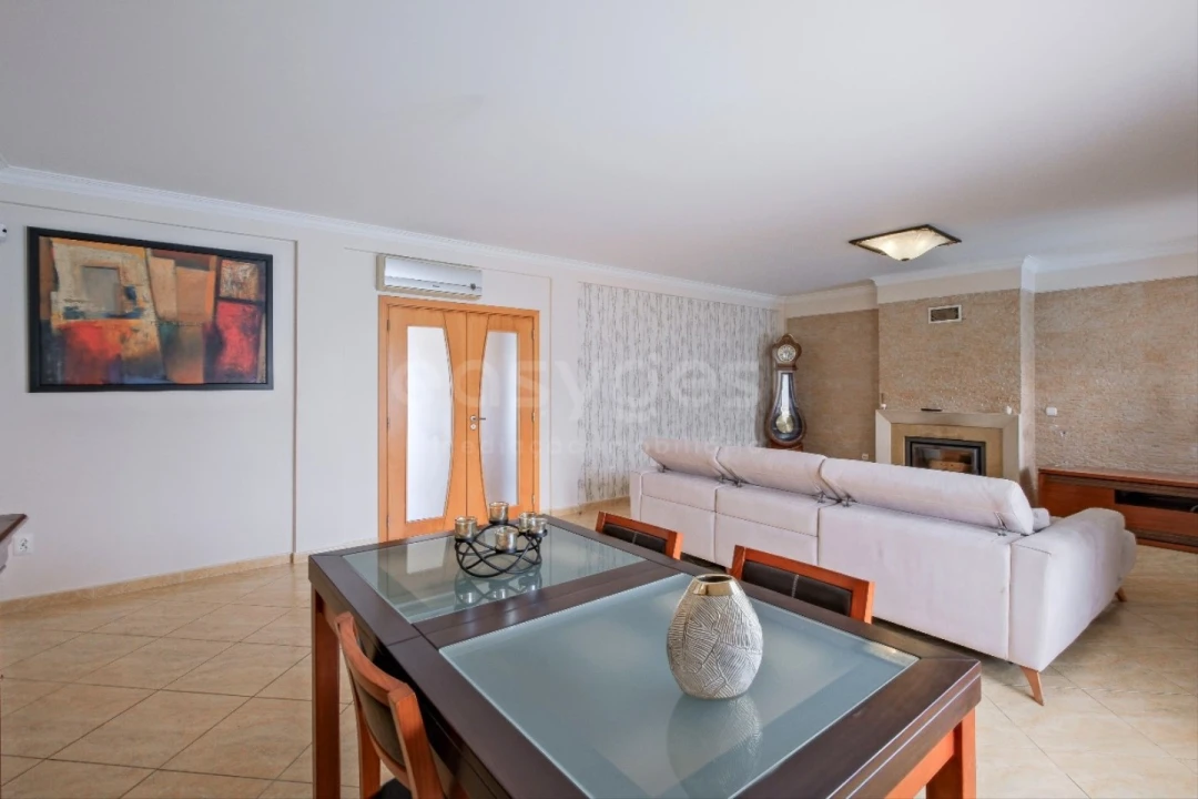 Moradia T4 para Venda em Quinta do Anjo Foto 10