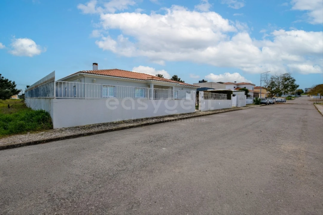 Moradia T4 para Venda em Quinta do Anjo Foto 60