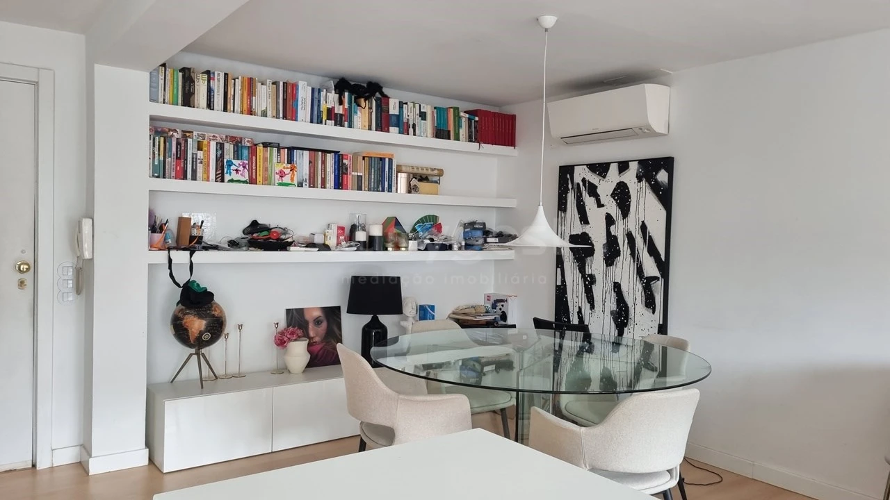 Apartamento T2 para Venda em Águas Livres Foto 1