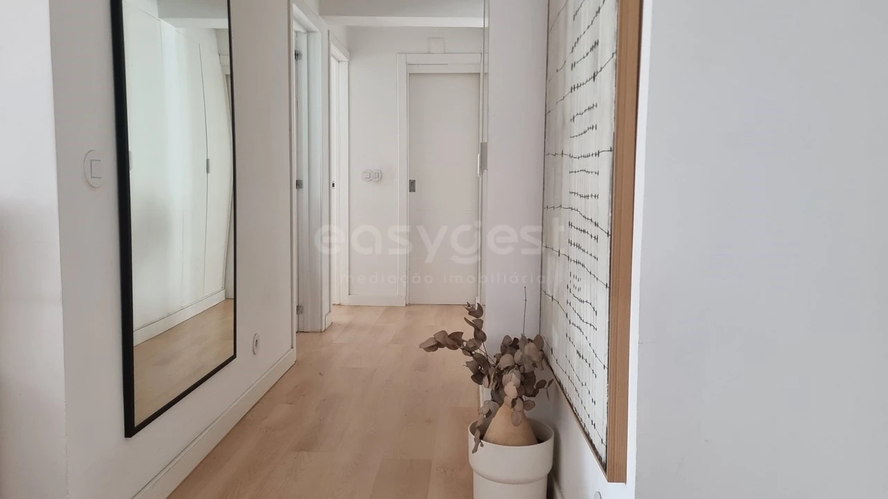 Apartamento T2 para Venda em Águas Livres Foto 2