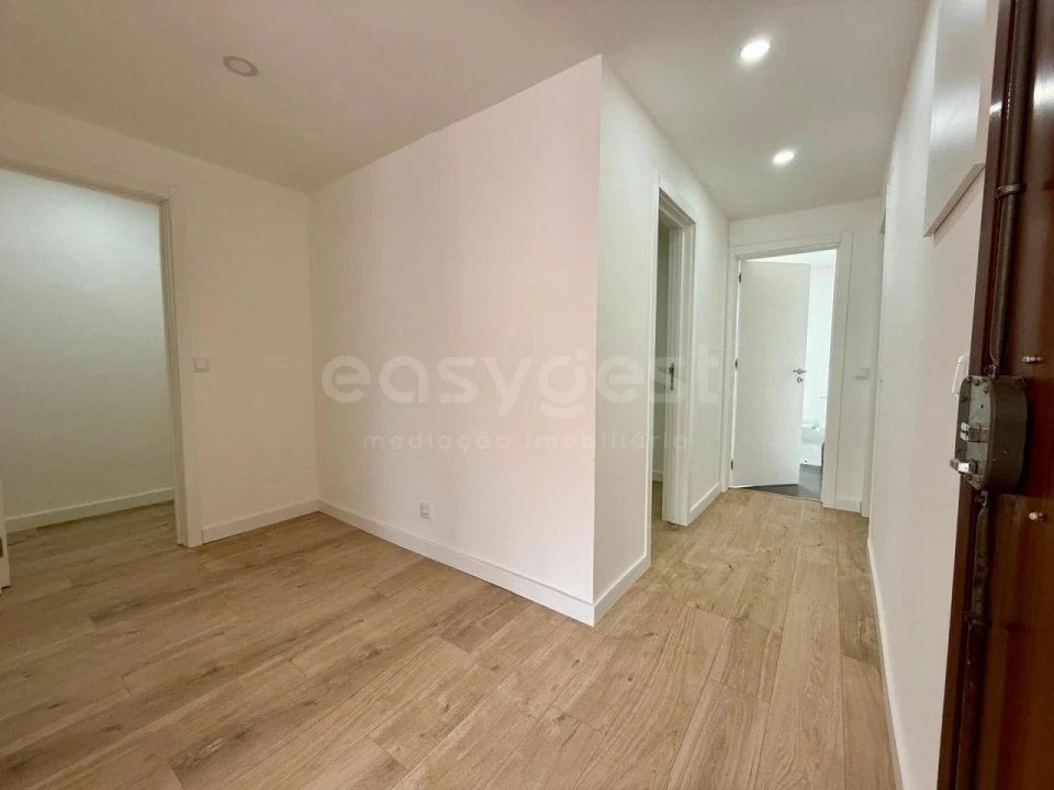 Apartamento T3 para Venda em Alverca do Ribatejo e Sobralinho Foto 11