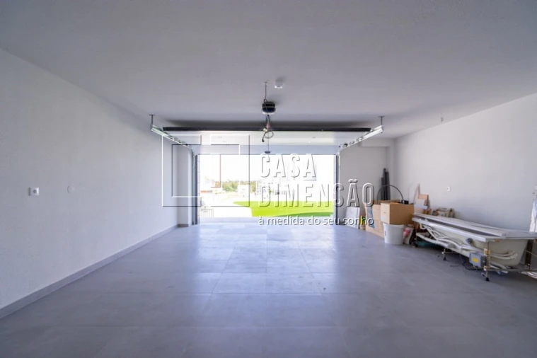 Moradia T4 para Venda em Corroios Foto 55