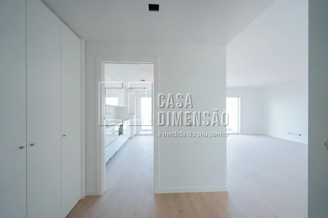 Apartamento T3 para Venda em Carnaxide e Queijas Foto 4