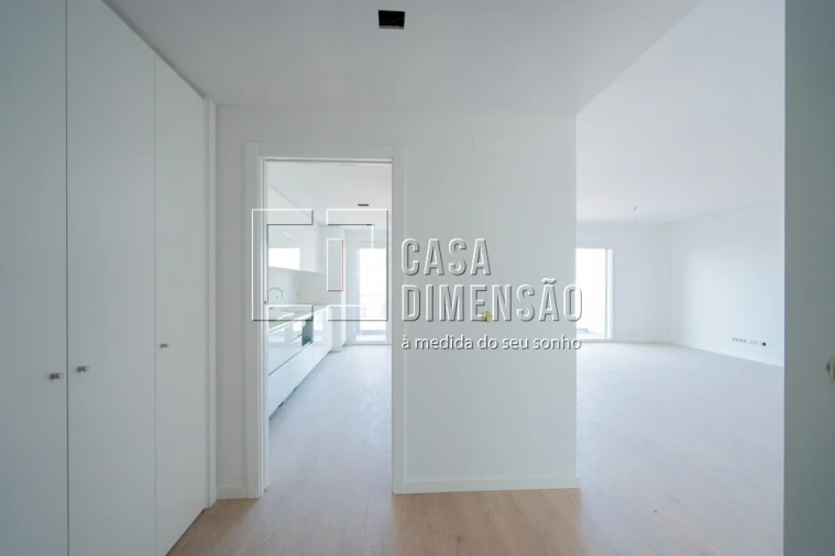 Apartamento T3 para Venda em Carnaxide e Queijas Foto 4