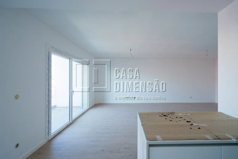 Apartamento T3 para Venda em Carnaxide e Queijas Foto 18