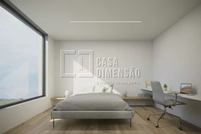Moradia T4 para Venda em Charneca de Caparica e Sobreda