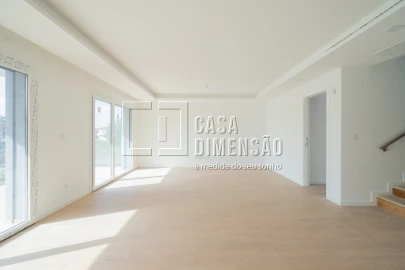 Moradia T4 para Venda em Alcabideche