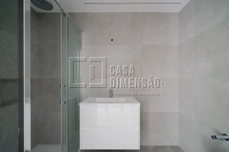 Apartamento T4 para Venda em Carnaxide e Queijas Foto 41