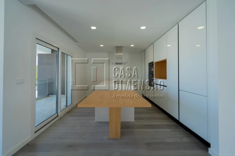 Moradia T4 para Venda em Corroios Foto 14