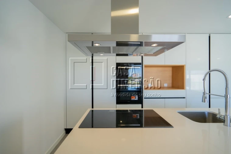 Moradia T4 para Venda em Corroios Foto 18