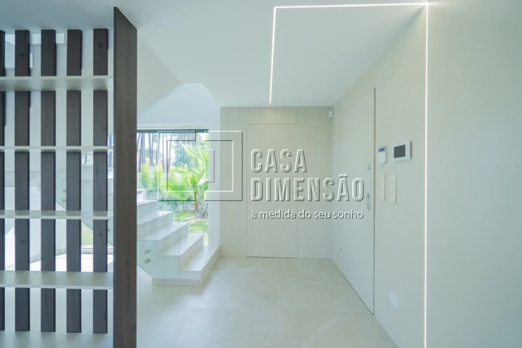 Moradia T3 para Venda em Charneca de Caparica e Sobreda Foto 3