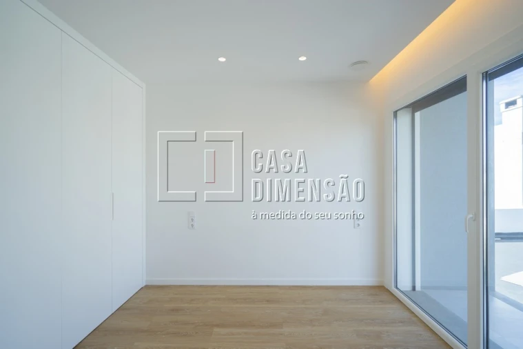 Moradia T3 para Venda em Charneca de Caparica e Sobreda Foto 39