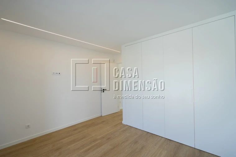 Moradia T3 para Venda em Charneca de Caparica e Sobreda Foto 42