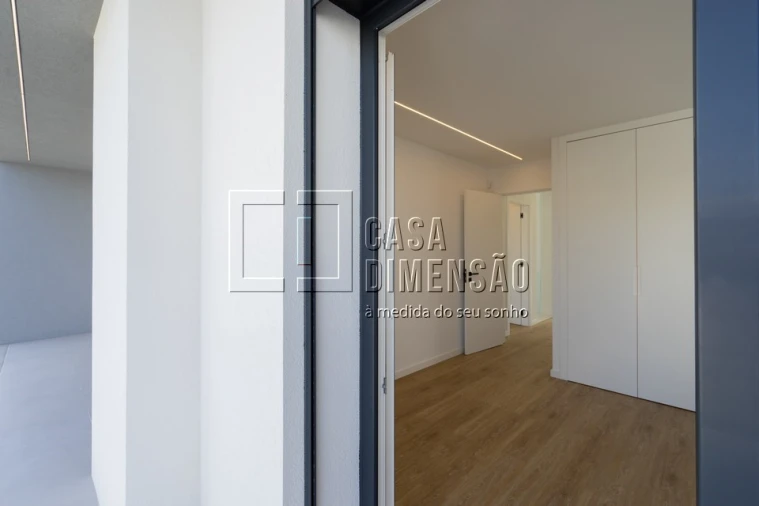 Moradia T3 para Venda em Charneca de Caparica e Sobreda Foto 46