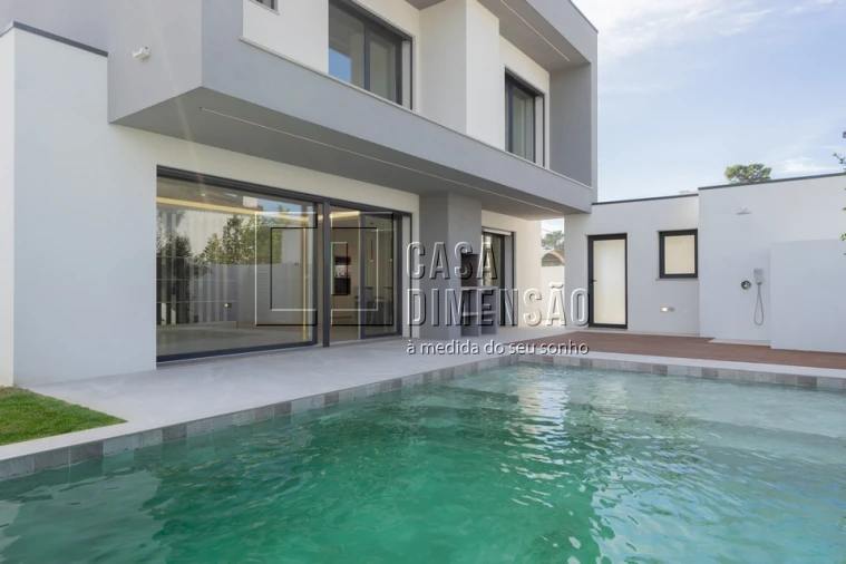 Moradia T3 para Venda em Charneca de Caparica e Sobreda Foto 89