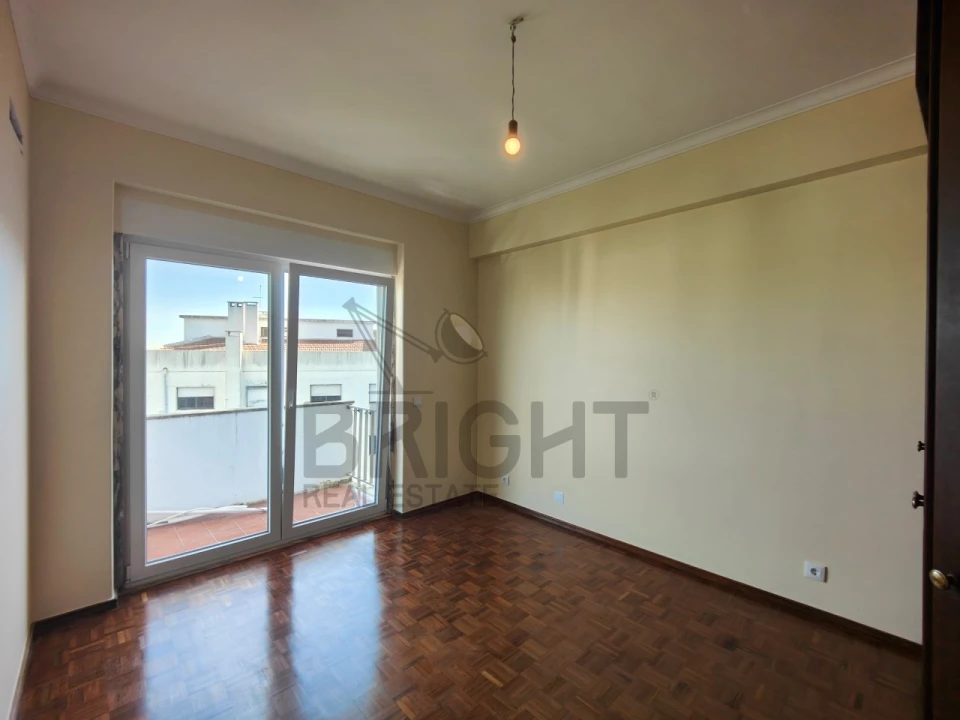 Apartamento T2 para Venda em Santa Maria e São Miguel, São Martinho, São Pedro Penaferrim Foto 24