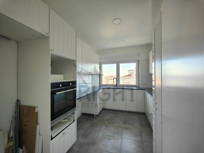 Apartamento T2 para Venda em Santa Maria e São Miguel, São Martinho, São Pedro Penaferrim Foto 9