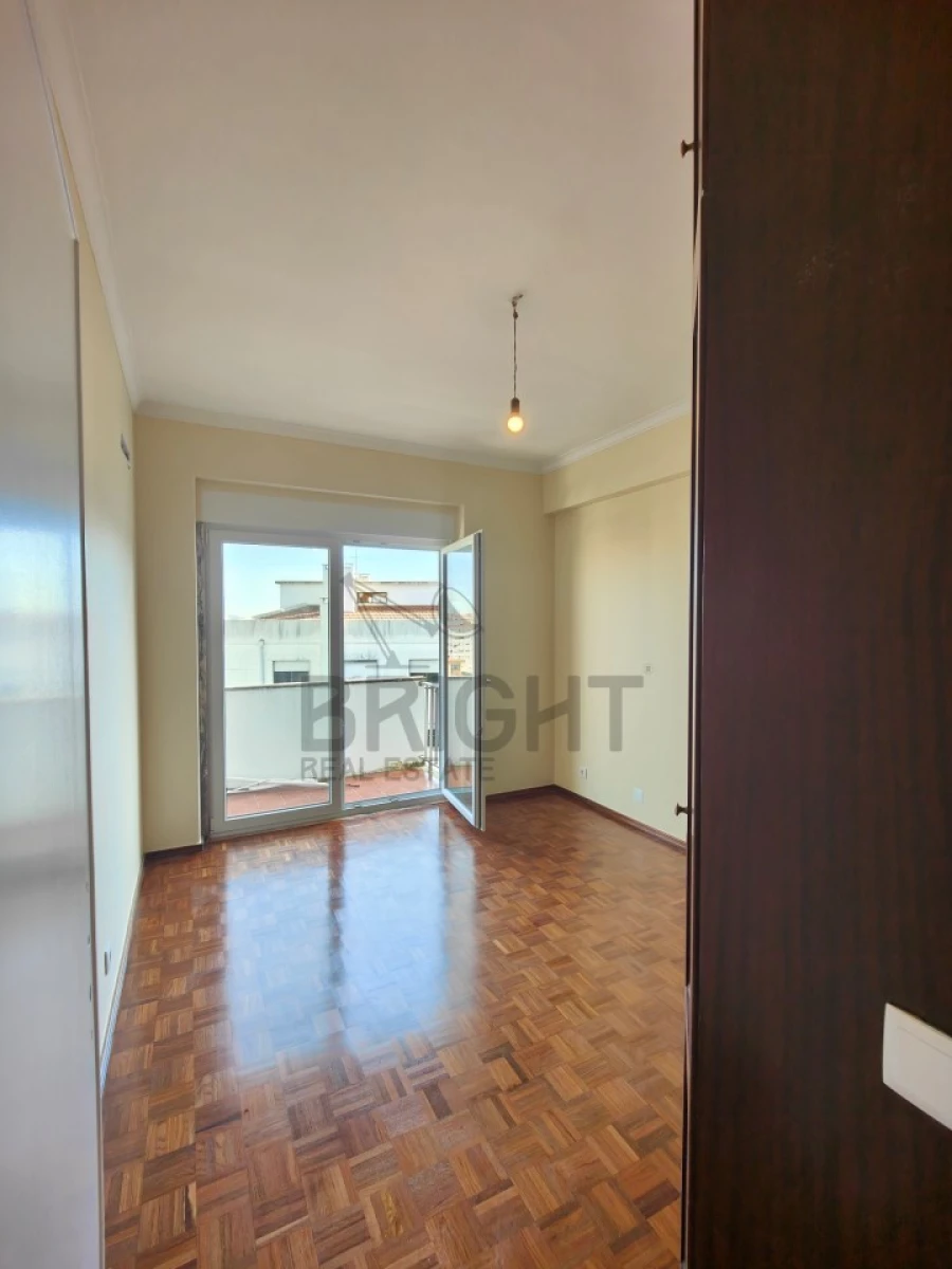 Apartamento T2 para Venda em Santa Maria e São Miguel, São Martinho, São Pedro Penaferrim Foto 23