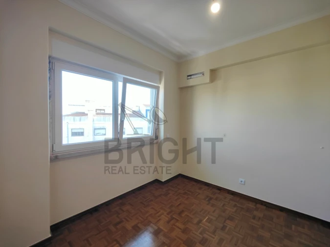 Apartamento T2 para Venda em Santa Maria e São Miguel, São Martinho, São Pedro Penaferrim Foto 42