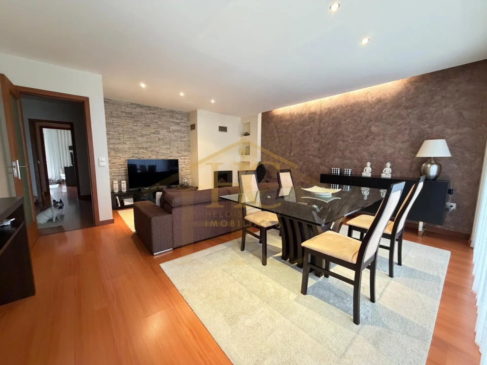 Apartamento T2 para Venda em Retorta e Tougues Foto 5