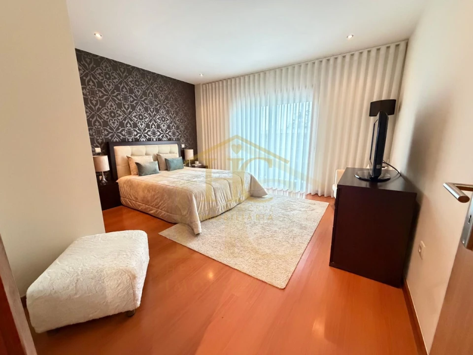 Apartamento T2 para Venda em Retorta e Tougues Foto 8