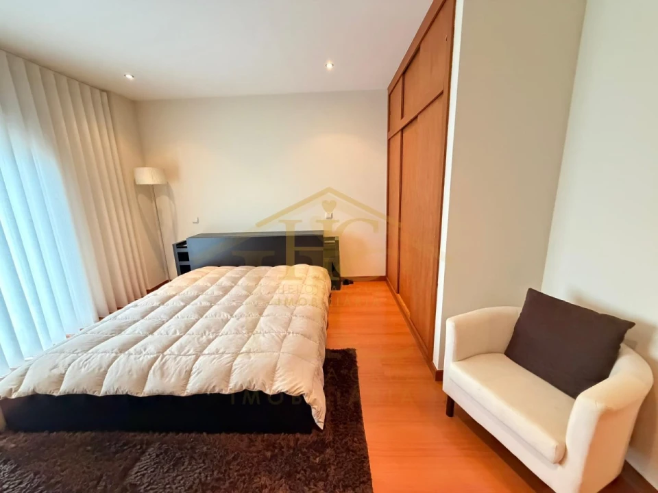 Apartamento T2 para Venda em Retorta e Tougues Foto 11