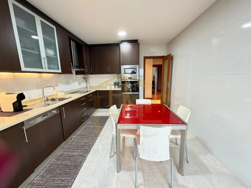Apartamento T2 para Venda em Retorta e Tougues Foto 15
