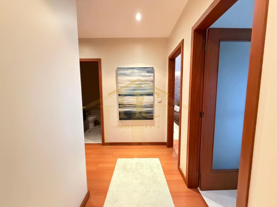 Apartamento T2 para Venda em Retorta e Tougues Foto 20