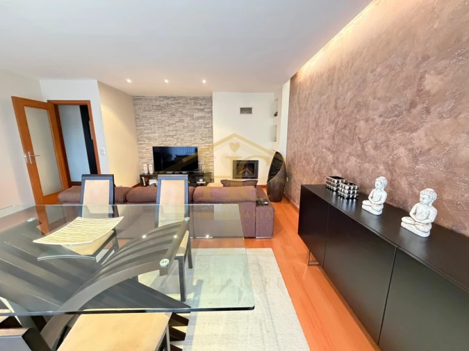 Apartamento T2 para Venda em Retorta e Tougues Foto 6