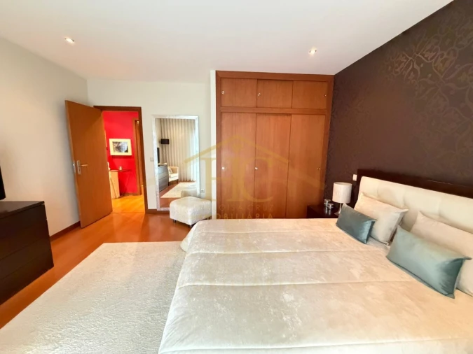 Apartamento T2 para Venda em Retorta e Tougues Foto 9