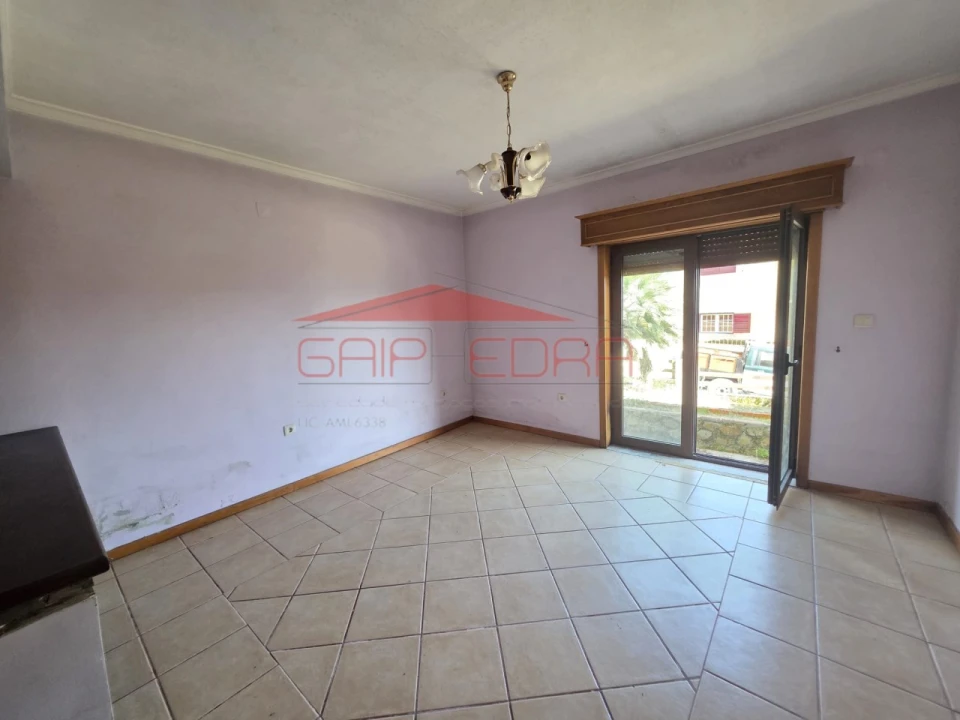 Moradia T4 para Venda em Alijo Foto 7