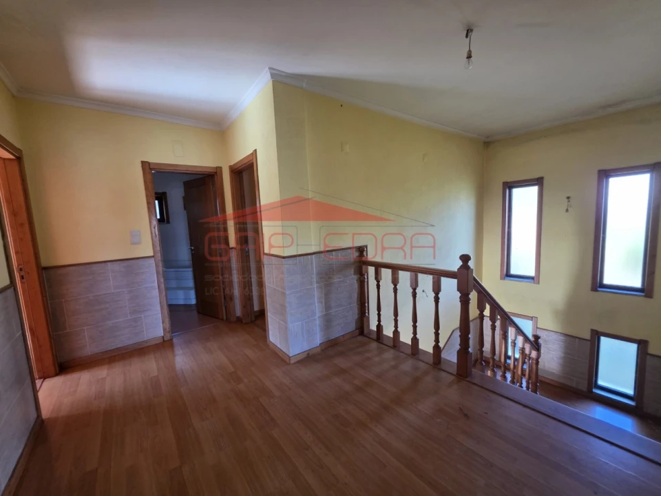 Moradia T4 para Venda em Alijo Foto 17