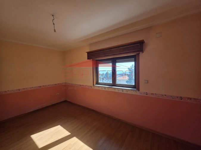 Moradia T4 para Venda em Alijo Foto 10