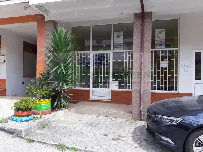 Loja para Arrendamento em Albergaria-A-Velha e Valmaior