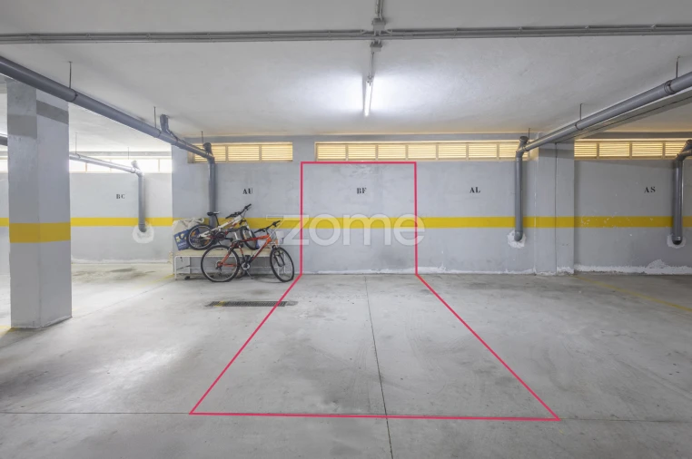 Apartamento T2 para Venda em Arcozelo Foto 26