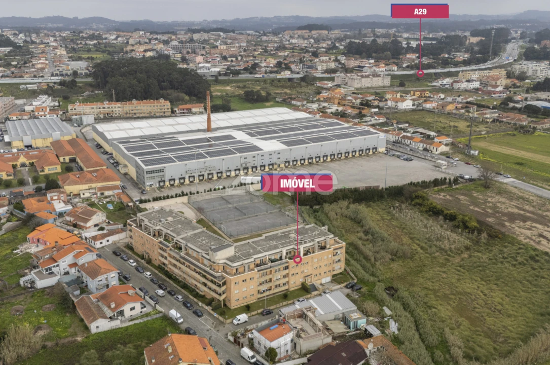 Apartamento T2 para Venda em Arcozelo Foto 30