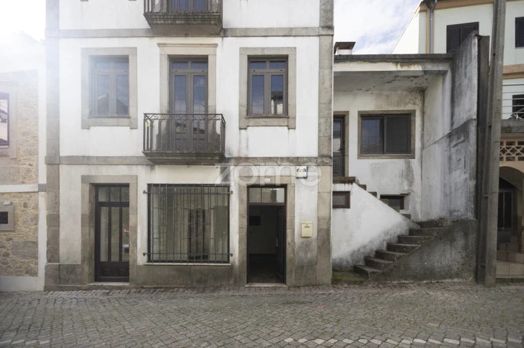 Moradia T4 para Venda em Cedrim e Paradela Foto 4