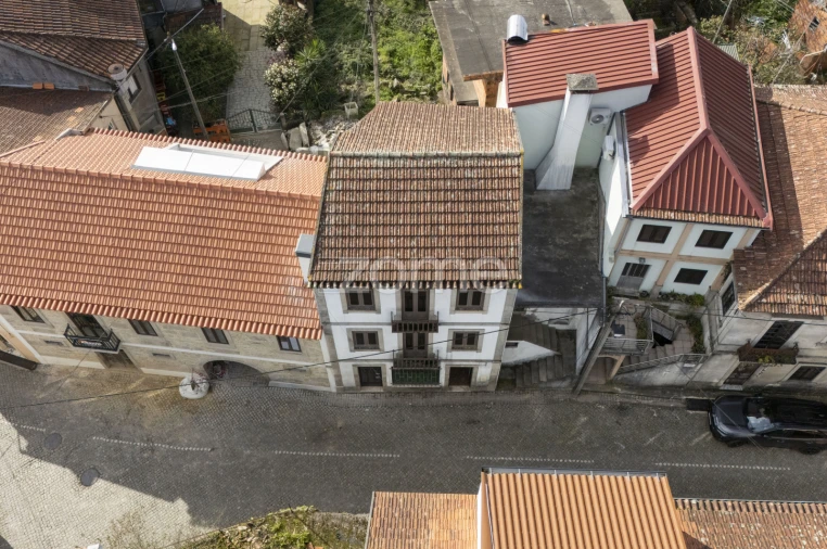 Moradia T4 para Venda em Cedrim e Paradela Foto 5