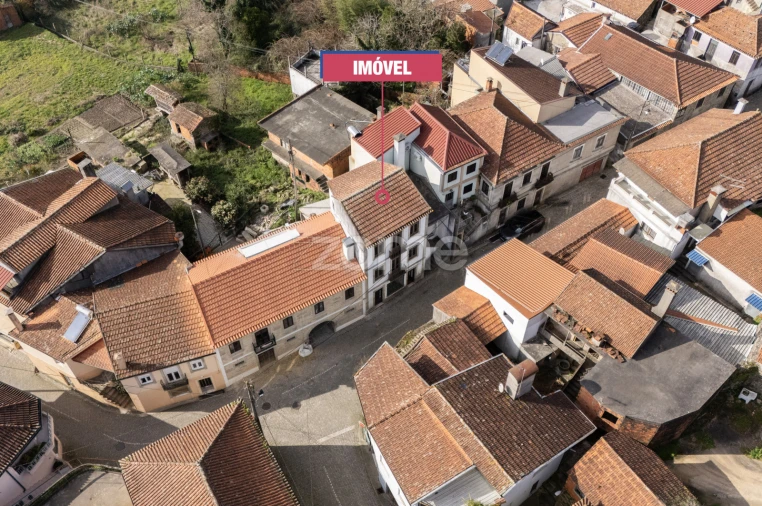 Moradia T4 para Venda em Cedrim e Paradela Foto 6