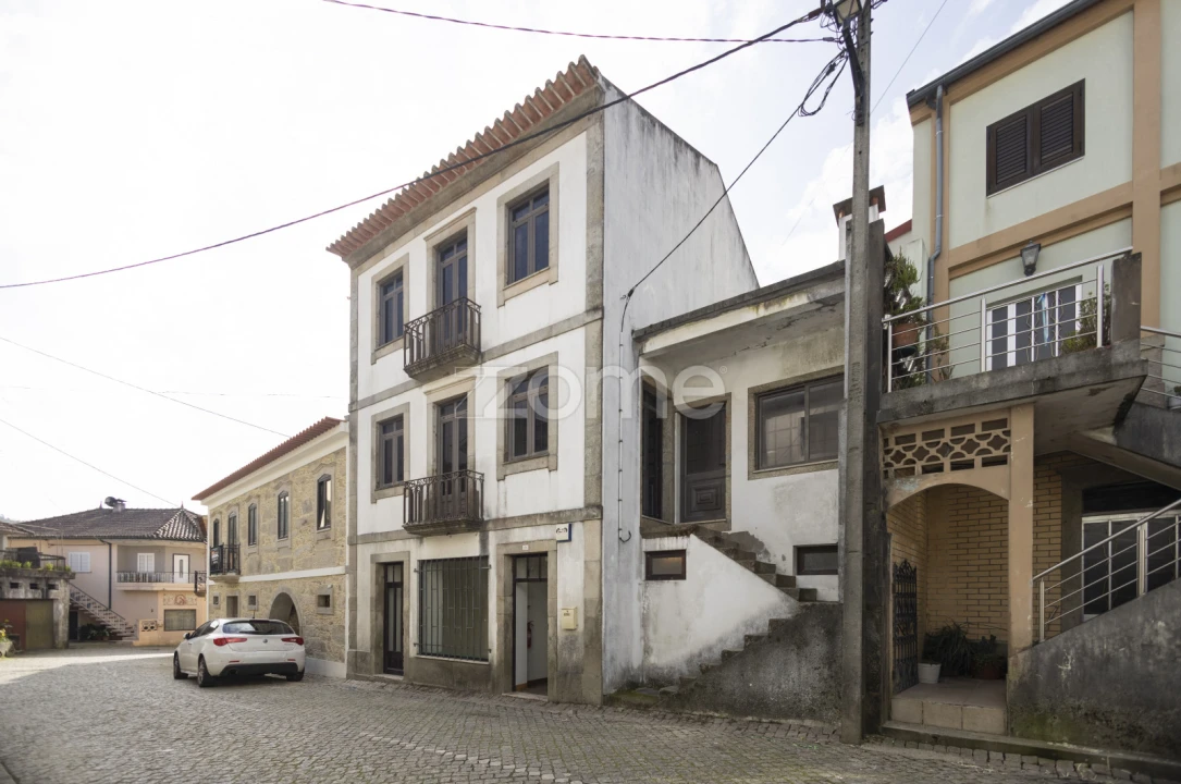 Moradia T4 para Venda em Cedrim e Paradela Foto 3